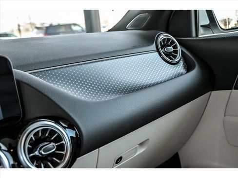 Certified 2026 Mercedes-Benz GLA 250 4MATIC image 19