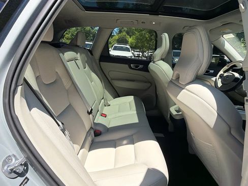 Used 2024 Volvo XC60 B5 Plus AWD/4WD image 21