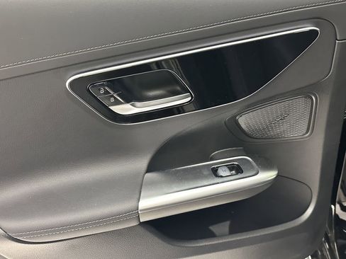 New 2025 Mercedes-Benz C 300 4MATIC Sedan image 24
