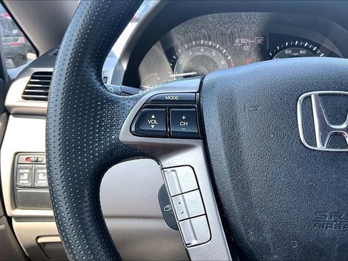 Used 2016 Honda Odyssey SE image 17