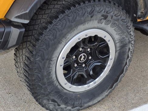 Used 2022 Ford Bronco Black Diamond w/ Sasquatch Package image 5