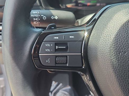 Used 2023 Honda Accord Touring image 26