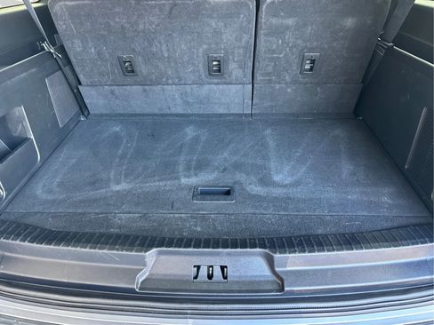 Used 2021 Ford Expedition Max Limited image 16