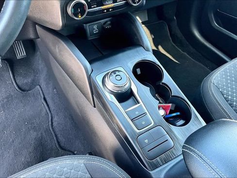 Certified 2023 Ford Escape Active FWD image 11