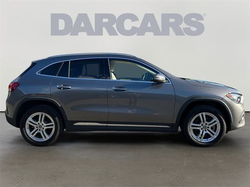 Used 2023 Mercedes-Benz GLA 250 4MATIC image 8