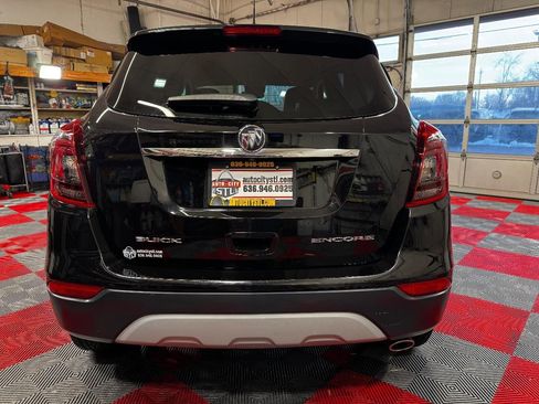 Used 2018 Buick Encore Preferred image 6
