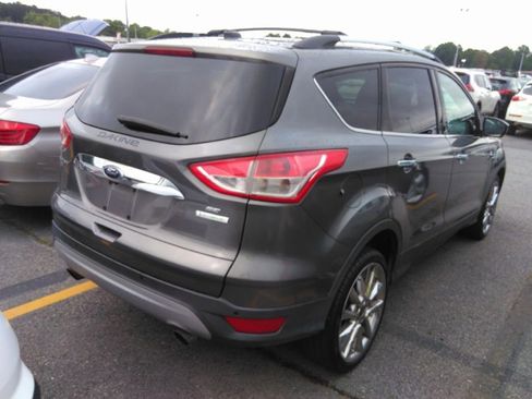 Used 2014 Ford Escape SE w/ SE Chrome Package image 10