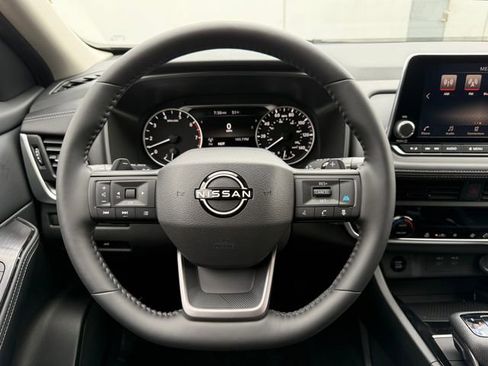 New 2026 Nissan Rogue SV image 18