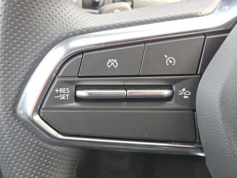 New 2025 Chevrolet Blazer EV LT image 10