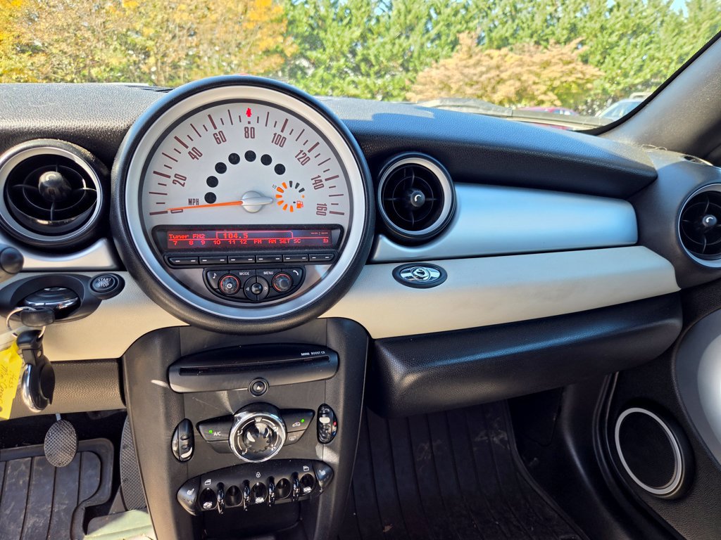 Used 2013 MINI Cooper Roadster FWD image 17