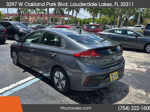 Used 2018 Hyundai Ioniq Blue FWD image 8