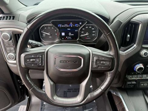 Used 2019 GMC Sierra 1500 Denali w/ Denali Ultimate Package AWD/4WD image 17