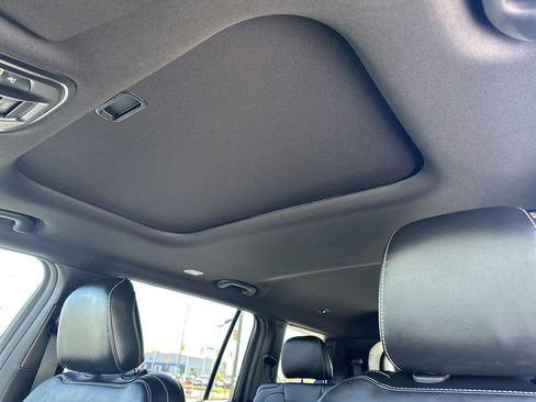 New 2025 Jeep Grand Cherokee L Altitude image 3