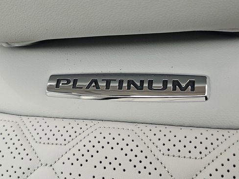 New 2026 Ford Explorer Platinum image 18