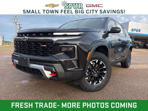 Used 2024 Chevrolet Traverse Z71 AWD/4WD image 1