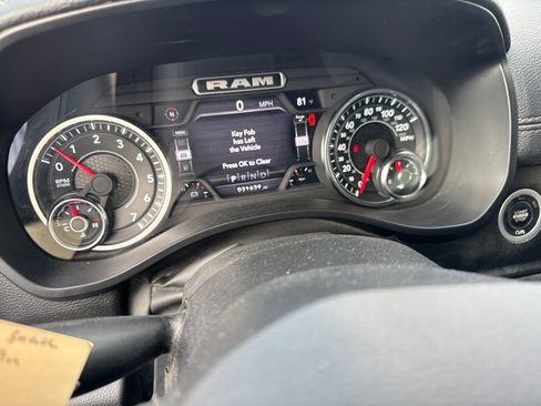 Used 2023 RAM 1500 Laramie AWD/4WD image 16