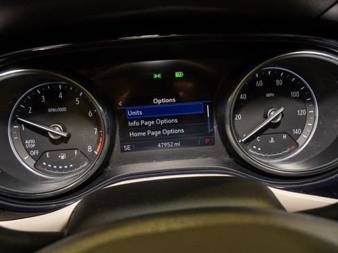 Used 2022 Buick Encore GX Select image 18