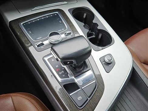 Used 2018 Audi Q7 2.0T Premium Plus w/ Premium Plus Package image 18