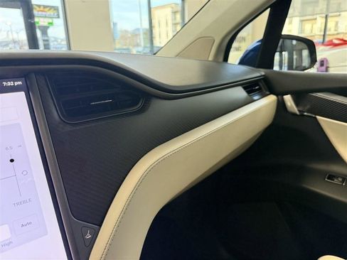 Used 2018 Tesla Model X 100D image 34