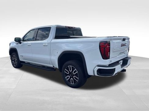 Used 2025 GMC Sierra 1500 AT4 w/ Technology Package AWD/4WD image 3