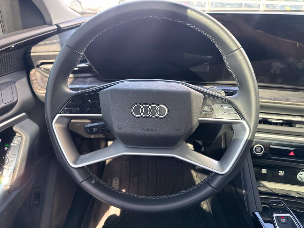 Used 2025 Audi Q5 Premium Plus w/ Premium Plus AWD/4WD image 22