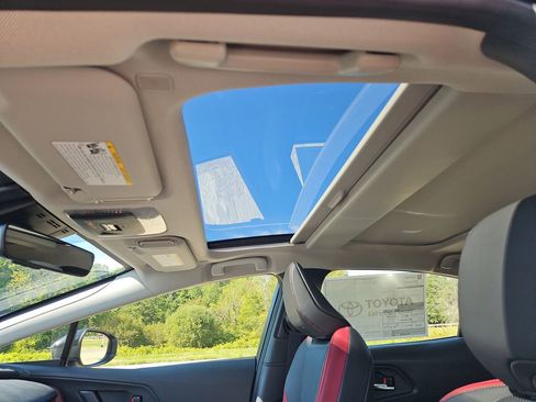 New 2026 Toyota Prius Plug-In Hybrid image 8