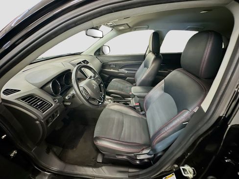 Used 2024 Mitsubishi Outlander Sport AWD image 13