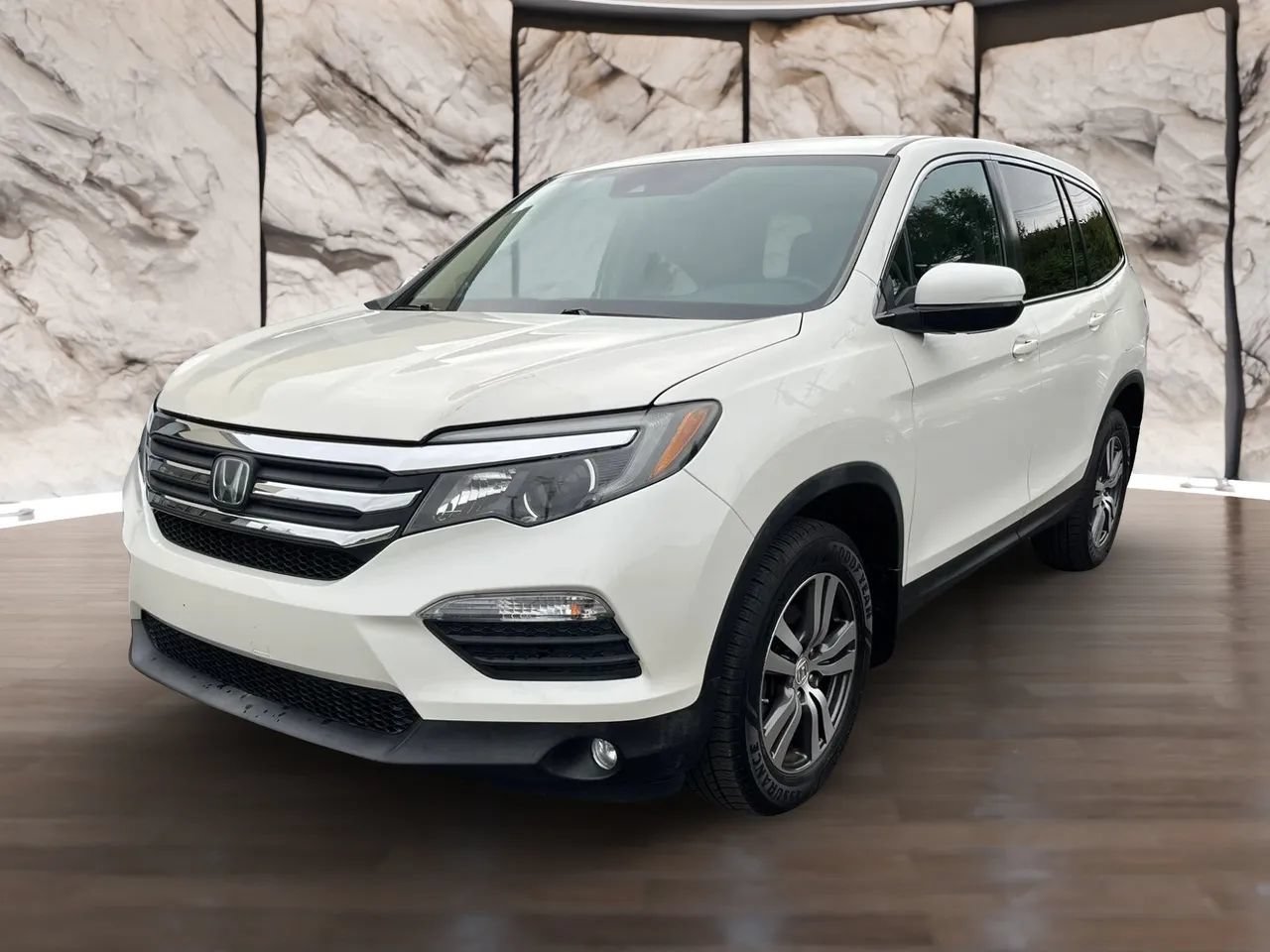 Used 2016 Honda Pilot EX image 3