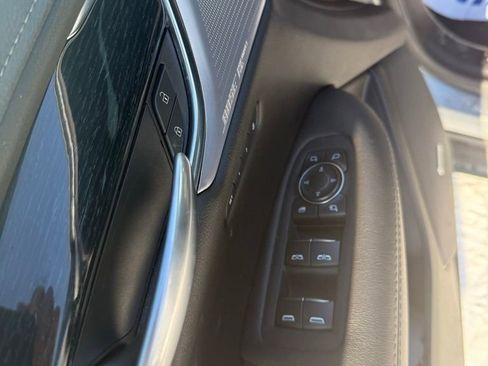 Certified 2025 Cadillac XT5 Premium Luxury image 25