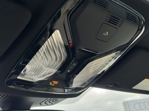 Used 2018 BMW 530e xDrive image 39