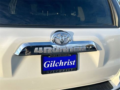 Used 2022 Toyota 4Runner Limited image 32