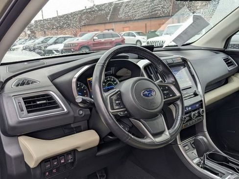 Used 2022 Subaru Ascent Limited w/ Technology Package image 10