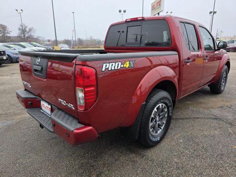 Used 2018 Nissan Frontier PRO-4X image 5
