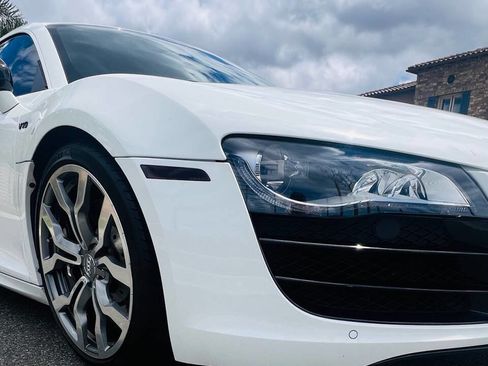 Used 2011 Audi R8 V10 AWD/4WD image 9