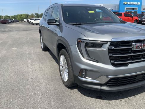 Used 2026 GMC Acadia Elevation w/ Elevation Premium Package AWD/4WD image 10