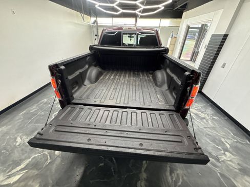 Used 2010 Ford F150 XLT AWD/4WD image 30