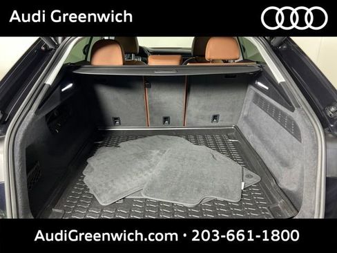 Used 2020 Audi Q8 Premium Plus AWD/4WD image 26