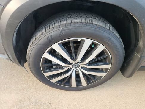 Used 2025 Nissan Pathfinder Platinum w/ Cargo Package FWD image 8