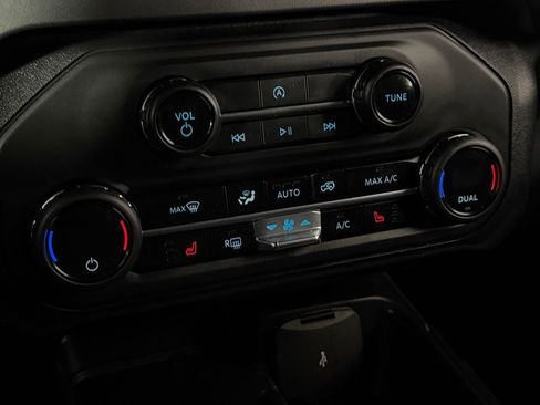 Used 2025 Ford Bronco Big Bend AWD/4WD image 19