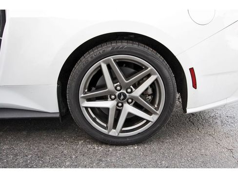 Used 2024 Ford Mustang GT Premium RWD image 30
