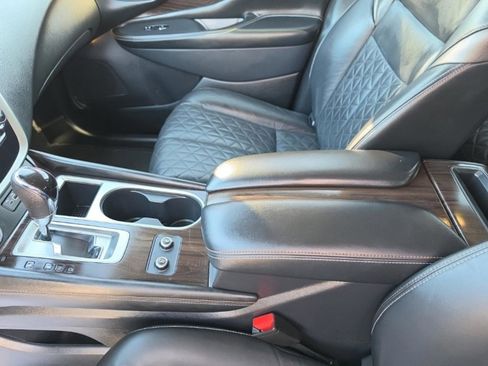 Used 2023 Nissan Murano Platinum w/ Cargo Package FWD image 21