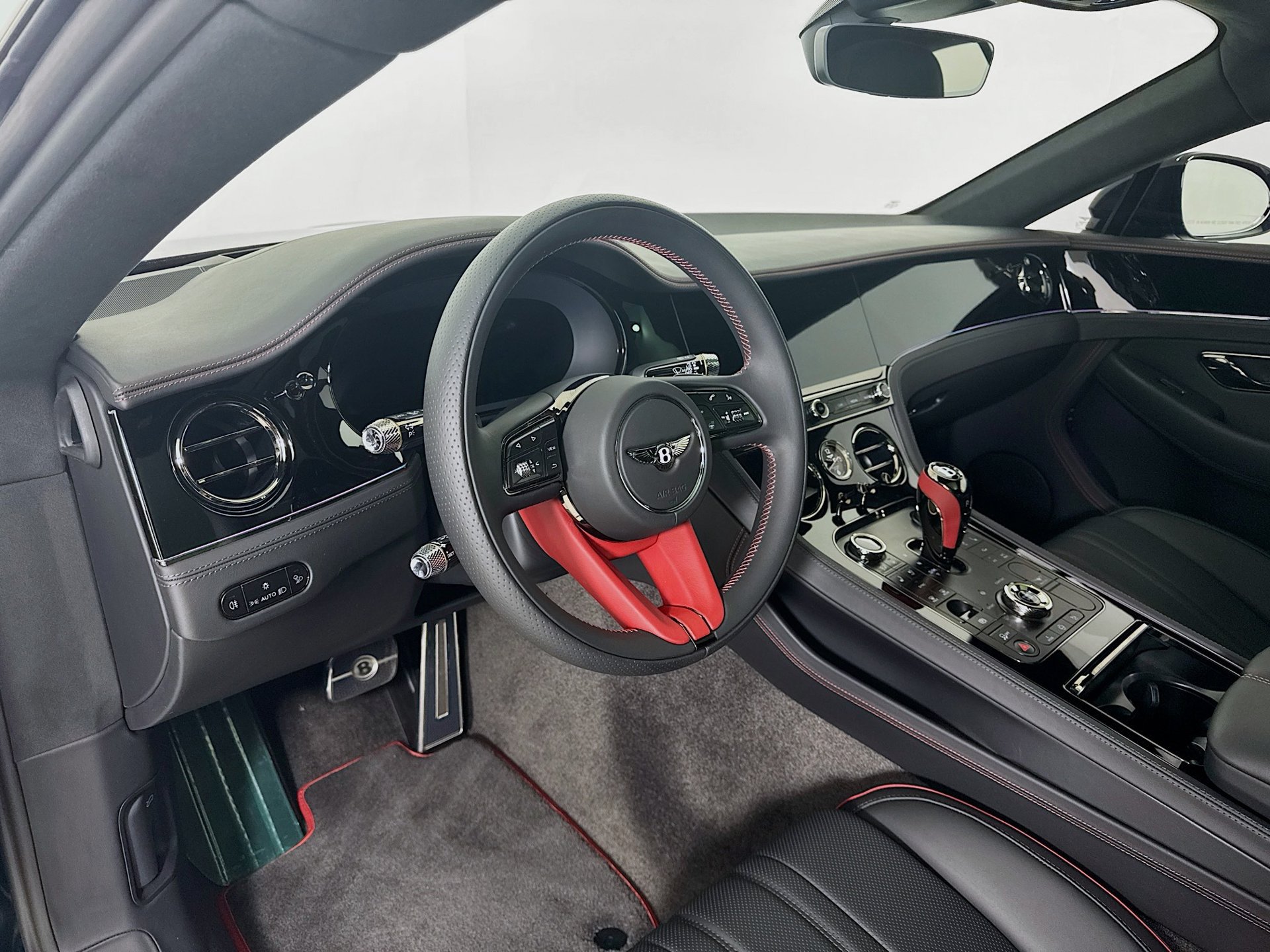 Used 2025 Bentley Continental GT AWD/4WD image 11