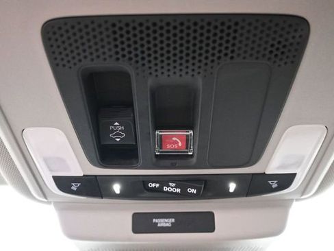 Certified 2025 Honda Accord SE image 18