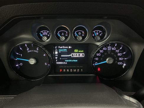 Used 2015 Ford F250 Platinum w/ FX4 Off-Road Package AWD/4WD image 33