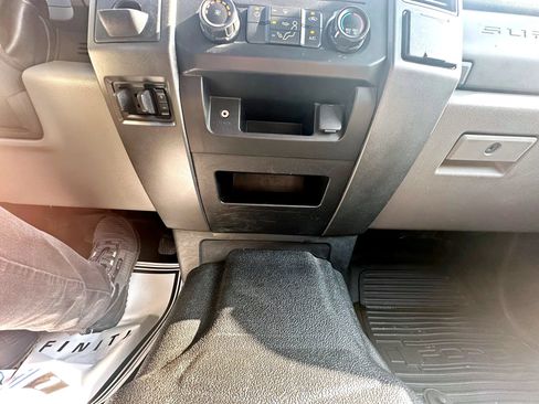 Used 2019 Ford F350 XL RWD image 39