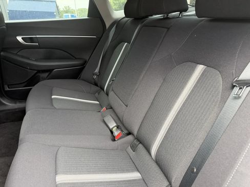 Used 2025 Hyundai Sonata SEL FWD image 9