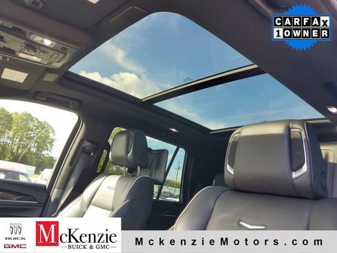 Used 2021 Cadillac Escalade Sport w/ Driver Assist Tech Package AWD/4WD image 7