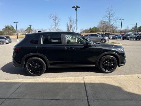 Certified 2024 Honda HR-V Sport image 5