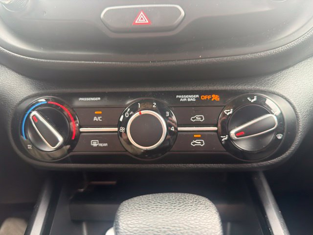 Used 2021 Kia Soul LX FWD image 23