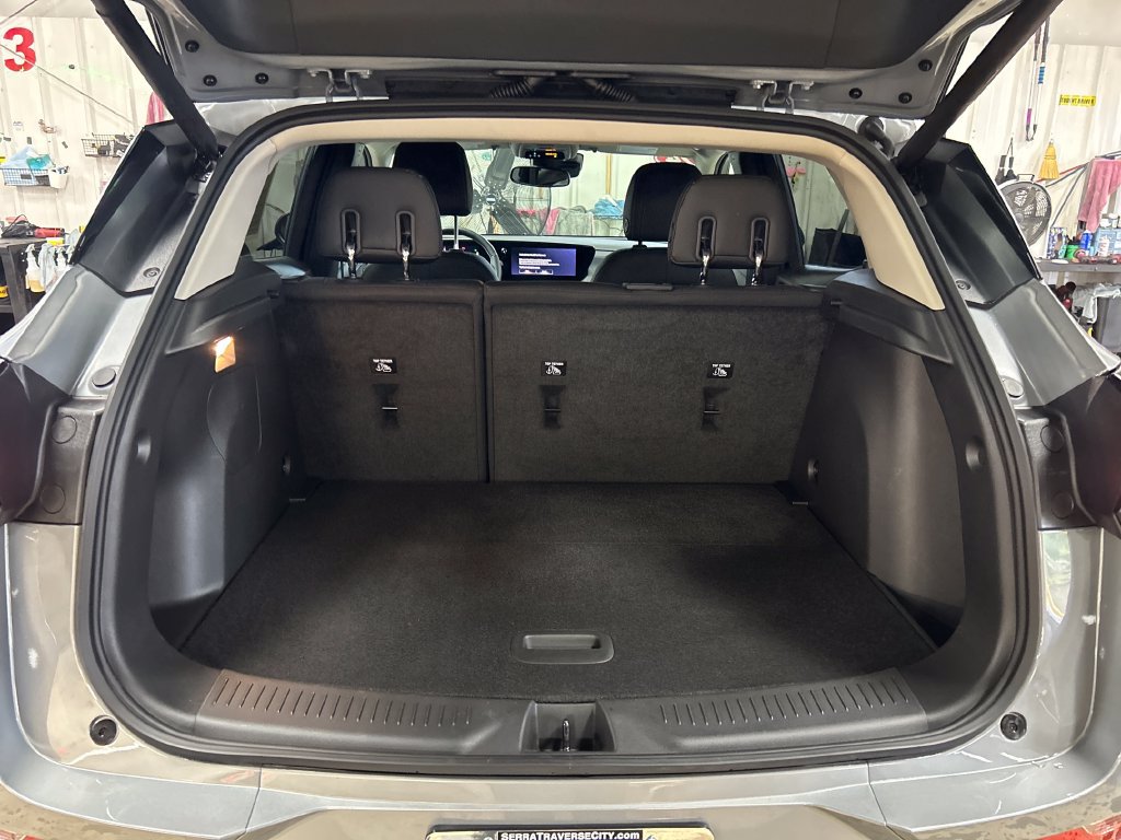 Used 2024 Buick Encore GX Avenir w/ Avenir Convenience Package AWD/4WD image 24